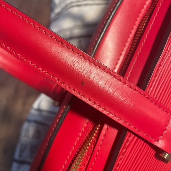 Louis Vuitton Vintage Red Epi Solferino 45 Rare - Picture 7 of 13